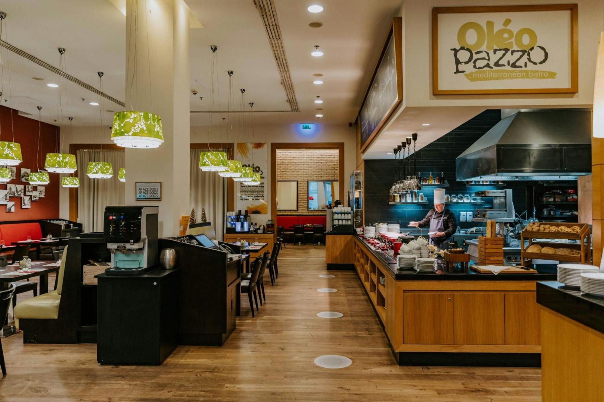 Courtyard By Marriott Budapest City Center, Budapest